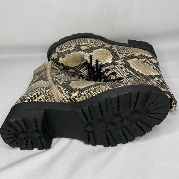 MIA WOMEN'S LEXI SNAKE PRINT BOOT SIZE 7.5 - Picture 5 of 6